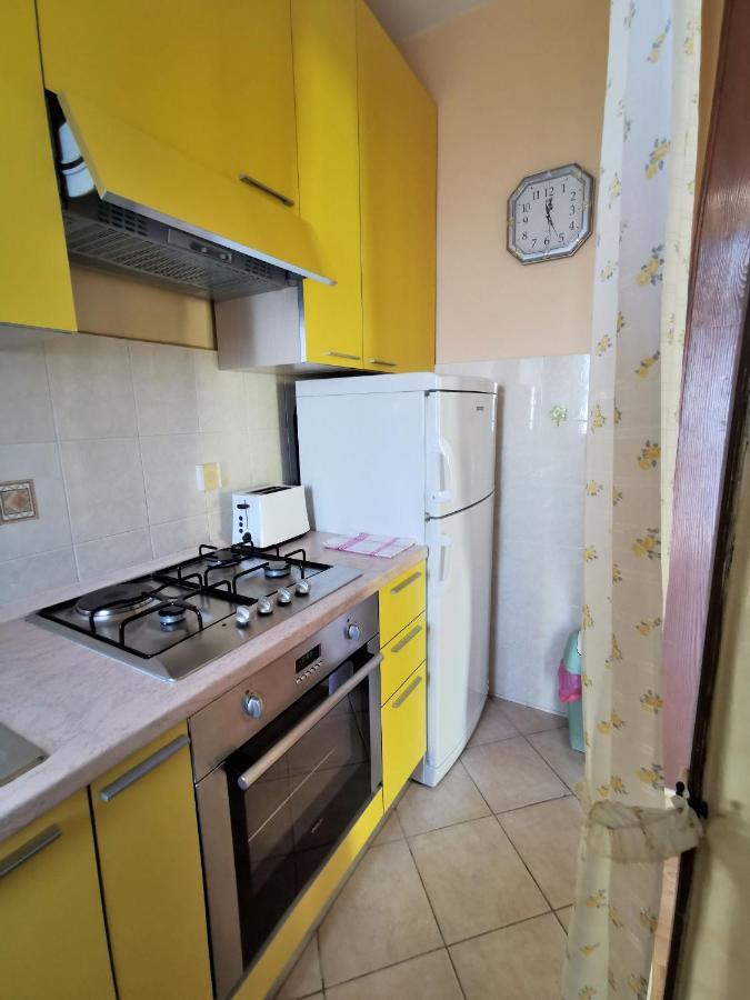 Apartment Delost Lovran Bagian luar foto
