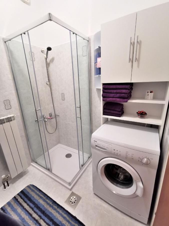 Apartment Delost Lovran Bagian luar foto